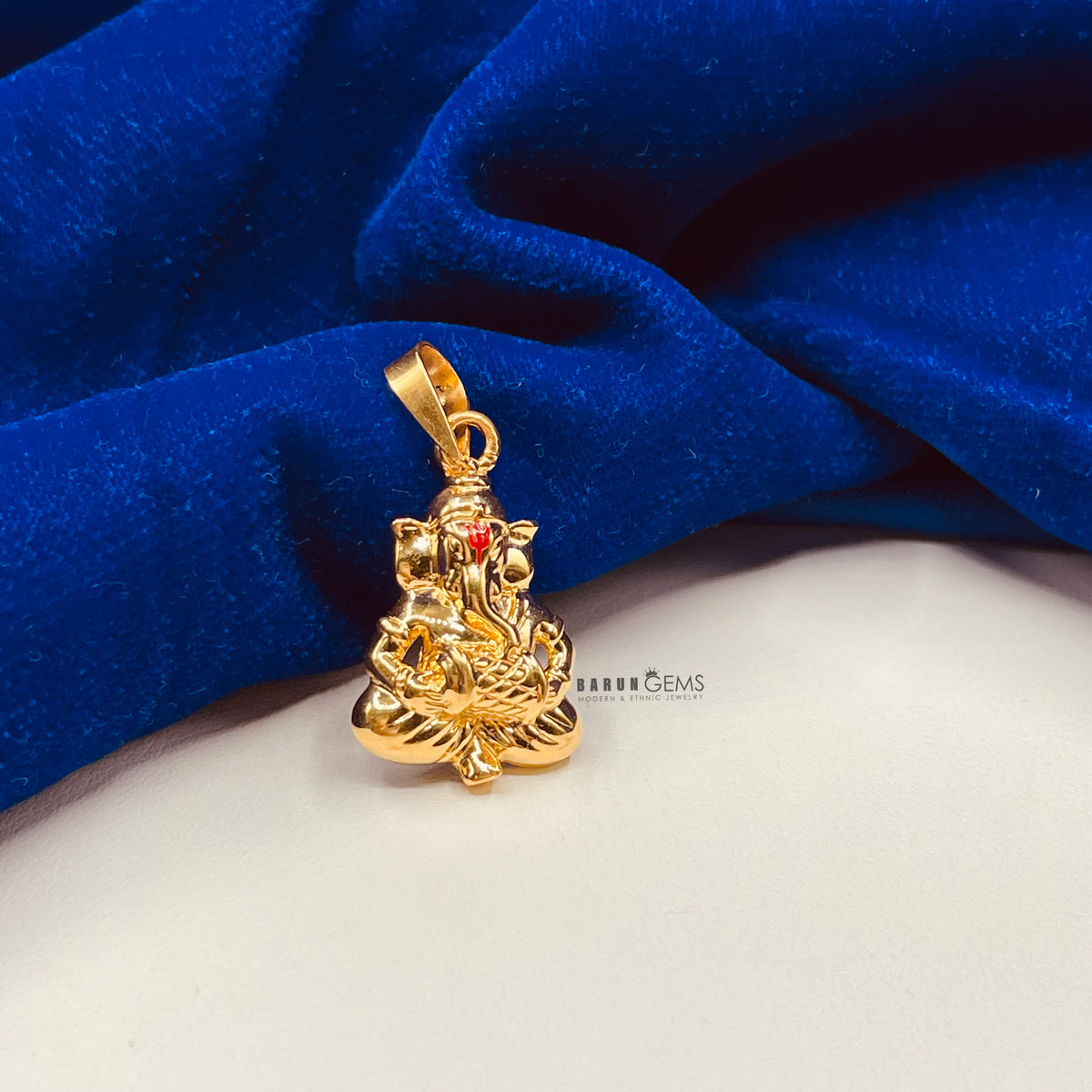 Gold chain with 2024 ganpati pendant